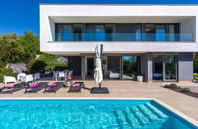 Stunning home in Malinska