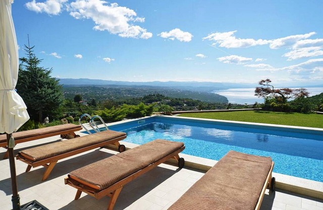 Stunning home in Rukavac with sauna