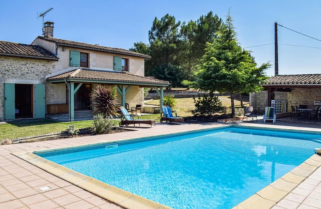 Stunning home in Sainte Gemme