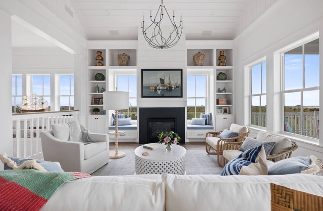 Stunning Home Steps from Beach! 5 Bd + 4.5 Baths w/Elevator Beachtown Galveston