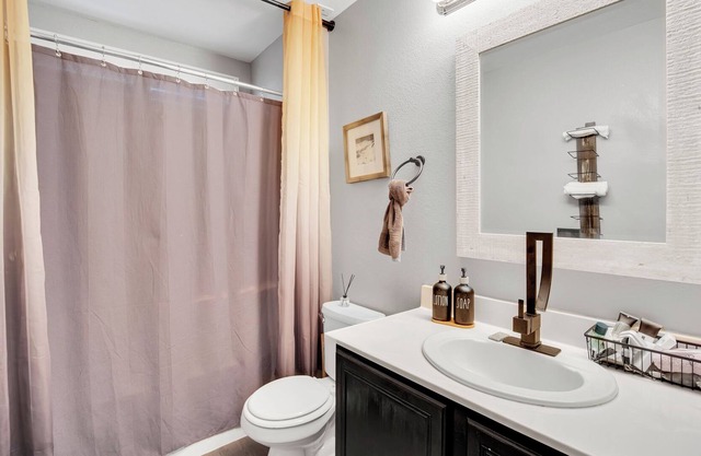 Stunning Home w/Backyard Oasis with Pool, 10 min from Las Vegas Strip