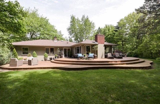 Stunning Home with Hot Tub, Firepit, Large Yard