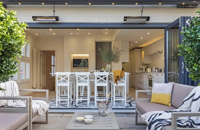 Stunning house in the heart of Leigh-On-Sea, Best location in Leigh On Sea