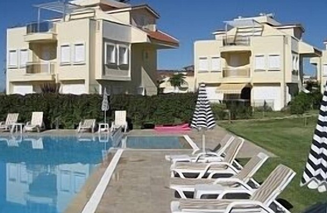 Stunning Large Villa Within Walking Distance Of Everything
