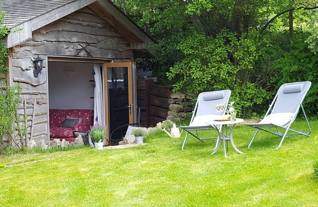 Stunning Lodge In The Heart of the Cotswold Countryside
