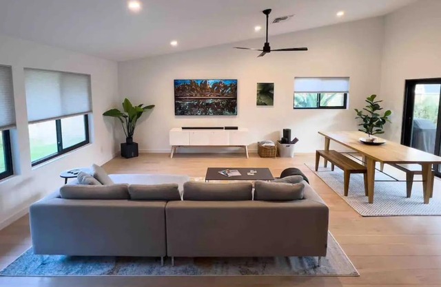 Stunning Modern Home in Hip Enclave near DT