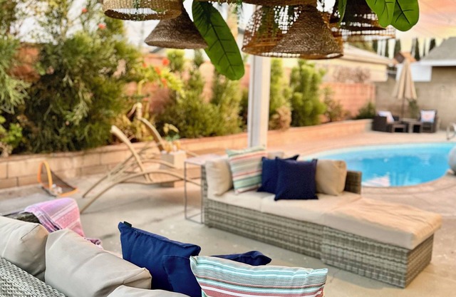 Stunning Oasis with Pool by Disneyland and Knotts.