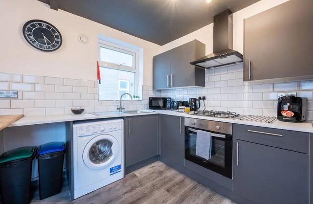 Stunning One Bedroom Apartments