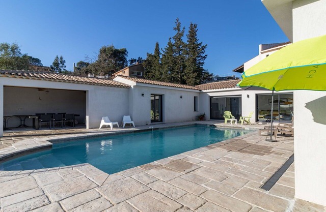 Stunning private villa for 6 guests with private pool, WIFI, TV and terrace