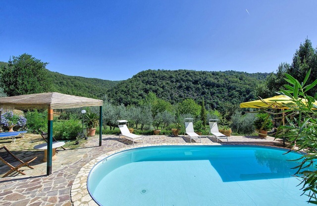 Stunning private villa for 6 guests with WIFI, private pool, A/C, TV, patio and panoramic view