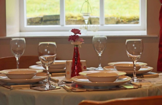 Stunning private villa for 4 guests with TV, patio, panoramic view and parking