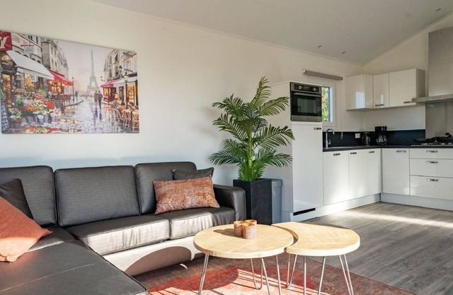 Stunning private villa for 4 guests with WIFI, TV, terrace and parking
