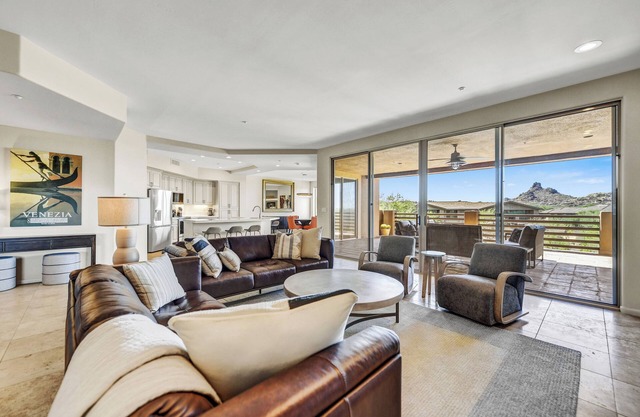 Stunning Troon North Golf Villa minutes from hiking, golf, pool, and dining