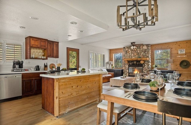 Stunning Big Bear Retreat | Ping Pong & Pool Table