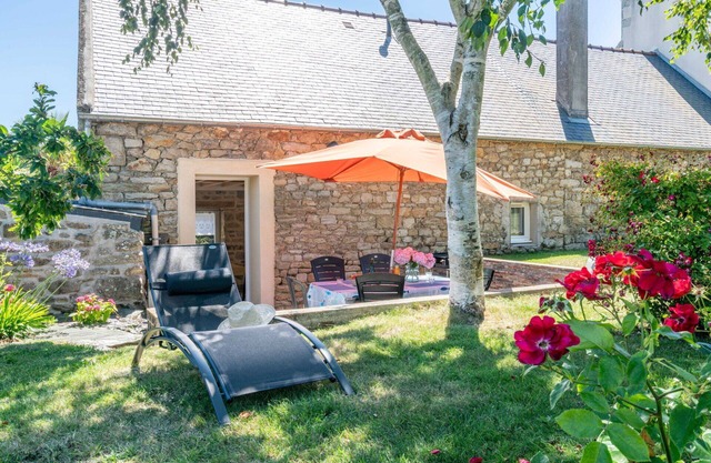 Stunning villa for 6 people with WIFI, TV, terrace, pets allowed and parking