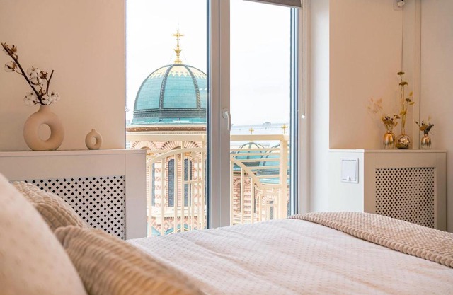 Style and view Bucharest city center aparthotel