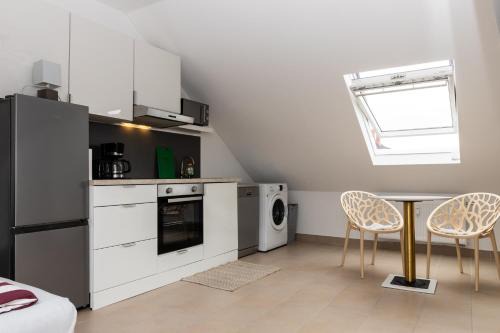 Stylisches Apartment in Koblenz mit kostenlosen Parkplätzen, WLAN und voll ausgestatteter Küche