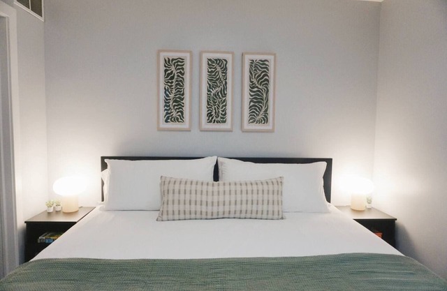Stylish 1-Bedroom Stay Near Downtown SLC
