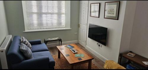 Stylish 2-Bed House in Stamford Town Centre