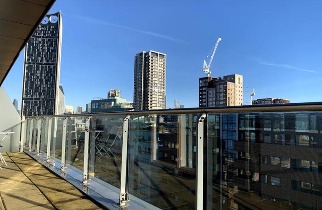 Stylish 2 Bedroom Apartment