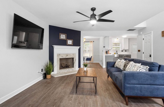 Stylish 4 Bedroom Home | 12 mins from Downtown Atl