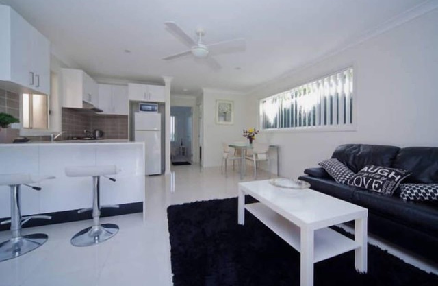Stylish and new guesthouse "Lakeview" Warriewood - Mona Vale
