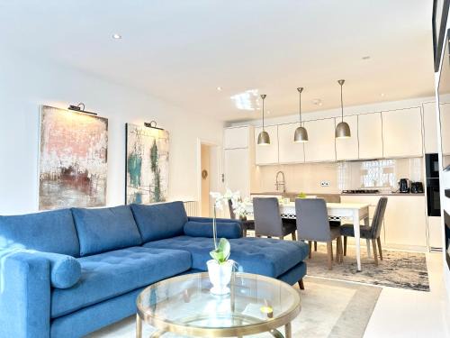 Stylish Apartment with BBQ Kensington