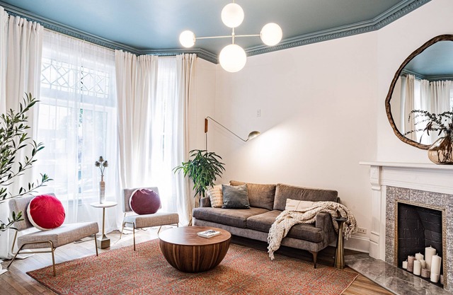 Stylish Designer Apartment near DePaul - Lincoln Park
