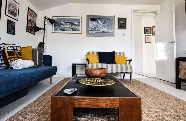 Stylish Flat in Cotham, Free On-street Parking