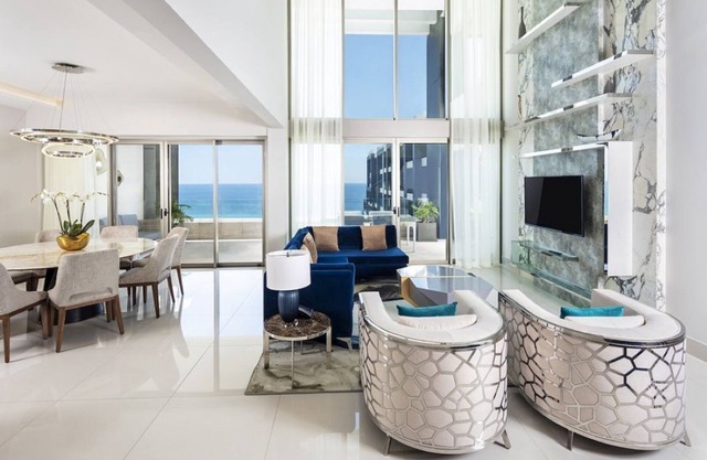Stylish Luxury 3-Bdroom Loft in Premium Mexico Location - SPACE AVAILABLE BOOKIN