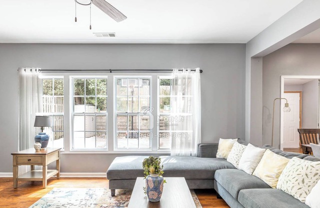 Stylish Sanctuary on Place Ct #41775