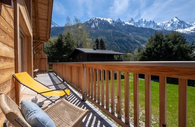 Sublime Semi Detached Chalet Facing The Mont Blanc