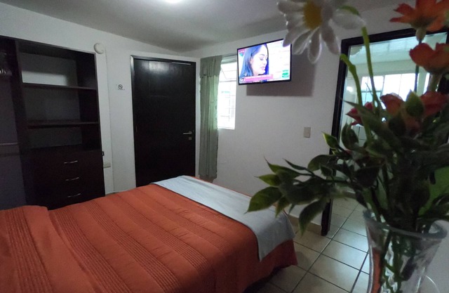 Suites all services included, Plaza Crystal , Puebla , Mexico