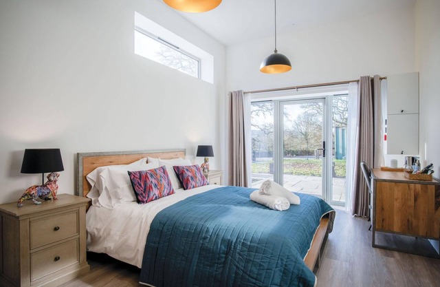 Suite 11 - Sleeping Giant Hotel - Pen Y Cae Inn