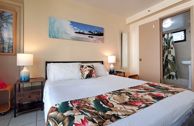 Suite 422 at the Waikiki Grand Hotel® Queen Bed & SofaBed