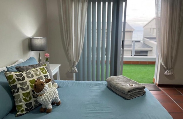 Suite at Bay