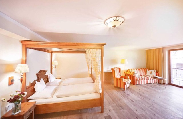 Suite "Herzklopfen" with pampering board 7 - Hotel der Wiesenhof
