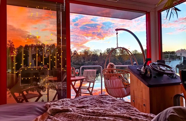 Suite Scandinave : Cocon d'amour sur l'eau avec SAUNA (vue) (40' Paris)
