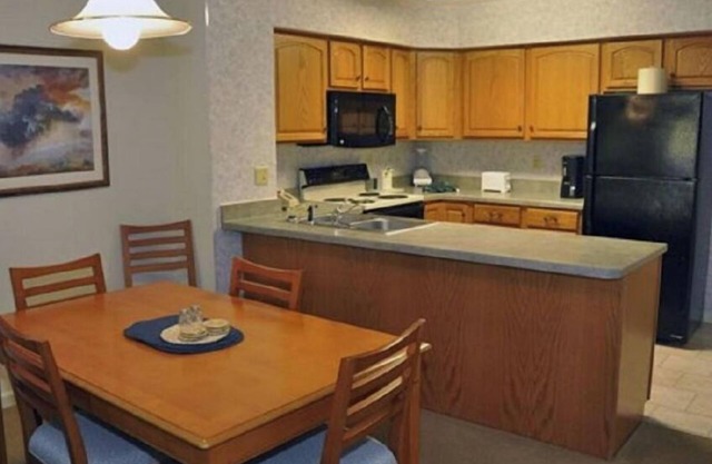 Suite with Mountain View