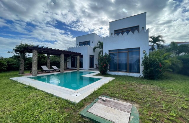 Sultan Palace Nyali 4bedroom Beachfront Villa