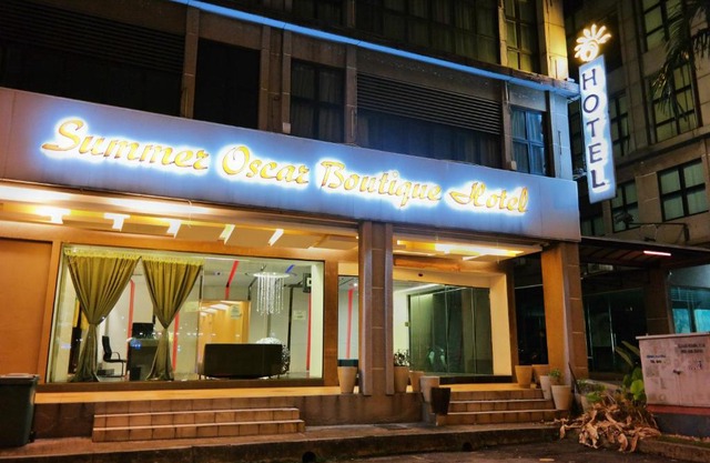 Summer Oscar Boutique Hotel