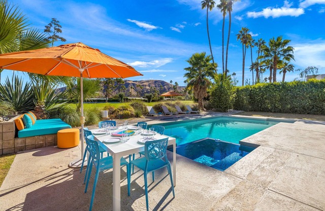 Sun-kissed Haven - Palm Springs Retreat
