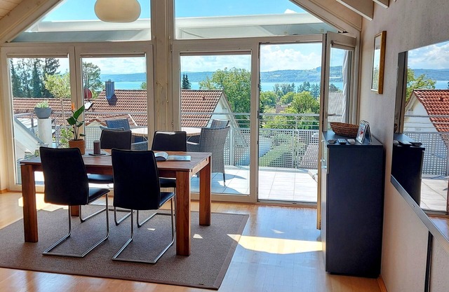 Sunny 3 room apartment with views of Lake Constance and the Alps - 9 min. to the lake