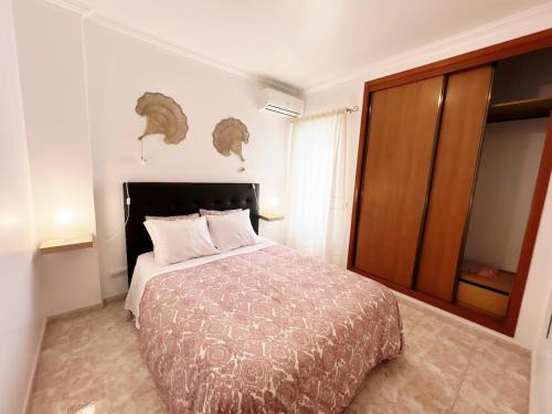 Sunny apt, pool, AC, Wi-Fi, beach nearby Albufeira