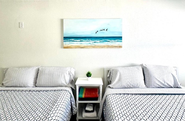 Sunny Shores Retreat 6