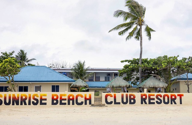 Sunrise Beach Club Resort