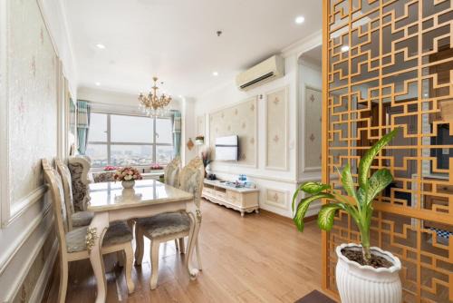 Sunrise City - Lalana Apartment