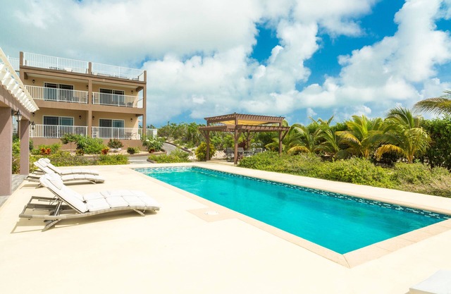 SunSeaSand - Seaside Studio Unit A - Long Bay Hills