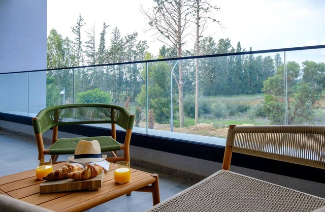 Sunset Gardens V - One Bedroom Apartment, Sleeps 2
