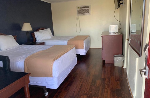 Sunset Inn